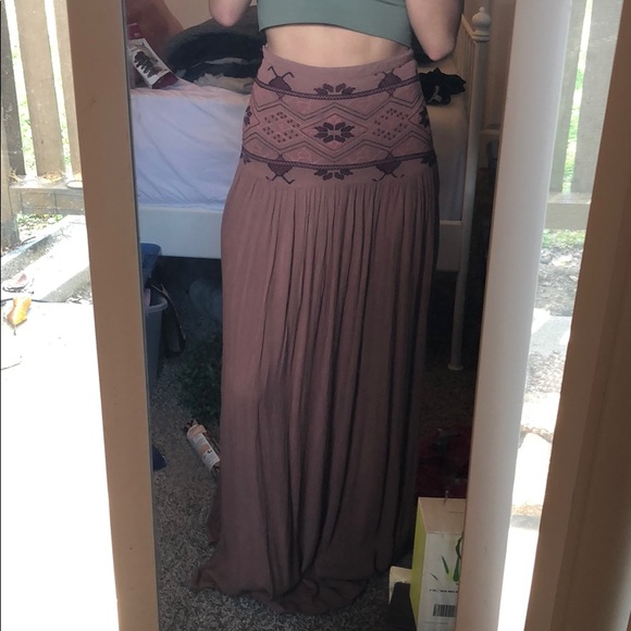 Maxi Skirt - Picture 1 of 4